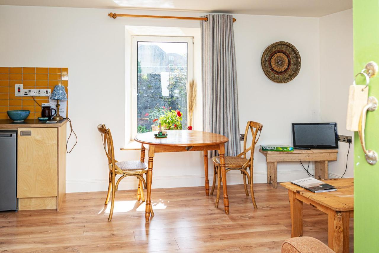 The Roost Apartman Westport Kültér fotó