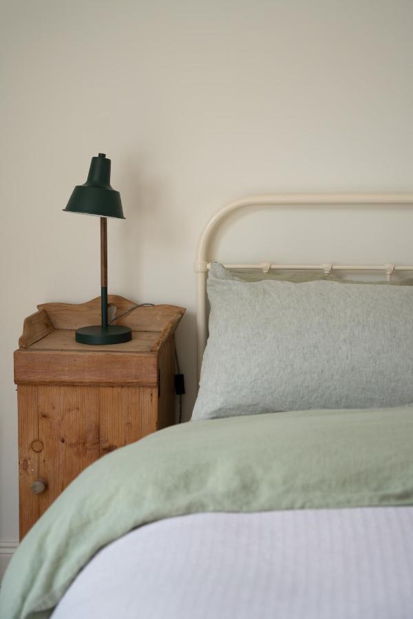 The Roost Apartman Westport Kültér fotó