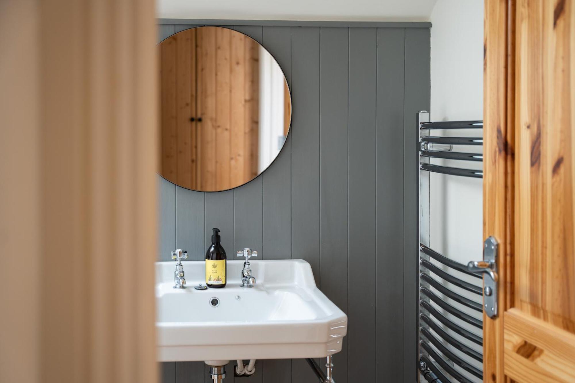 The Roost Apartman Westport Kültér fotó